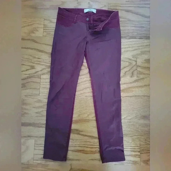 Hollister 7 Burgundy Suede Faux Leather Skinny Jeans - Picture 1 of 4